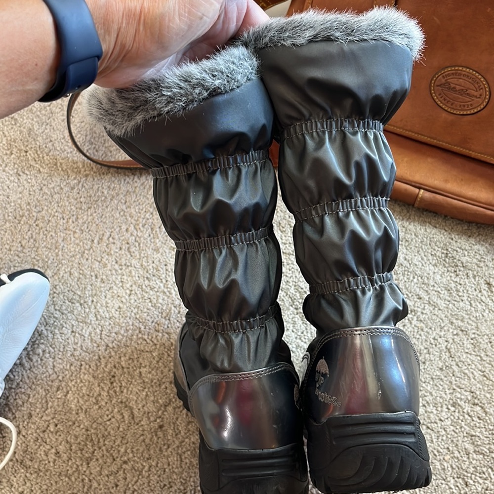 Totes Boots - image 5